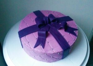 Cadeau mauve et ruban violet