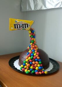 Gravity cake 5